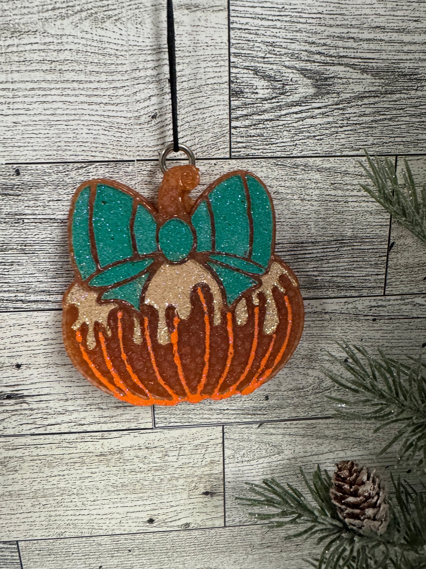 Pumpkin w/Bow Freshie
