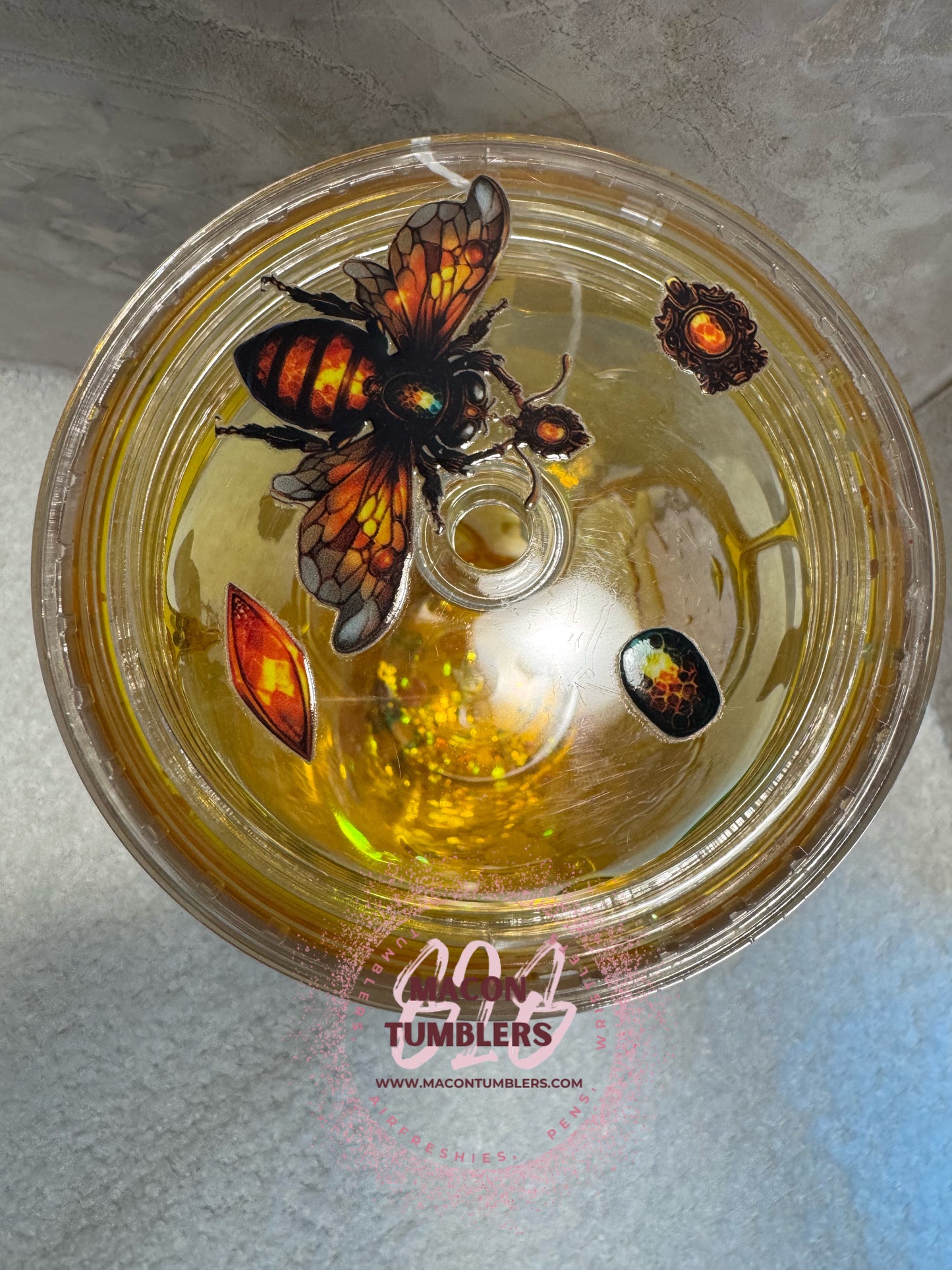 16oz Honey Drip Tapered Plastic Snowglobe Tumbler β Bee Design Cup with Lid