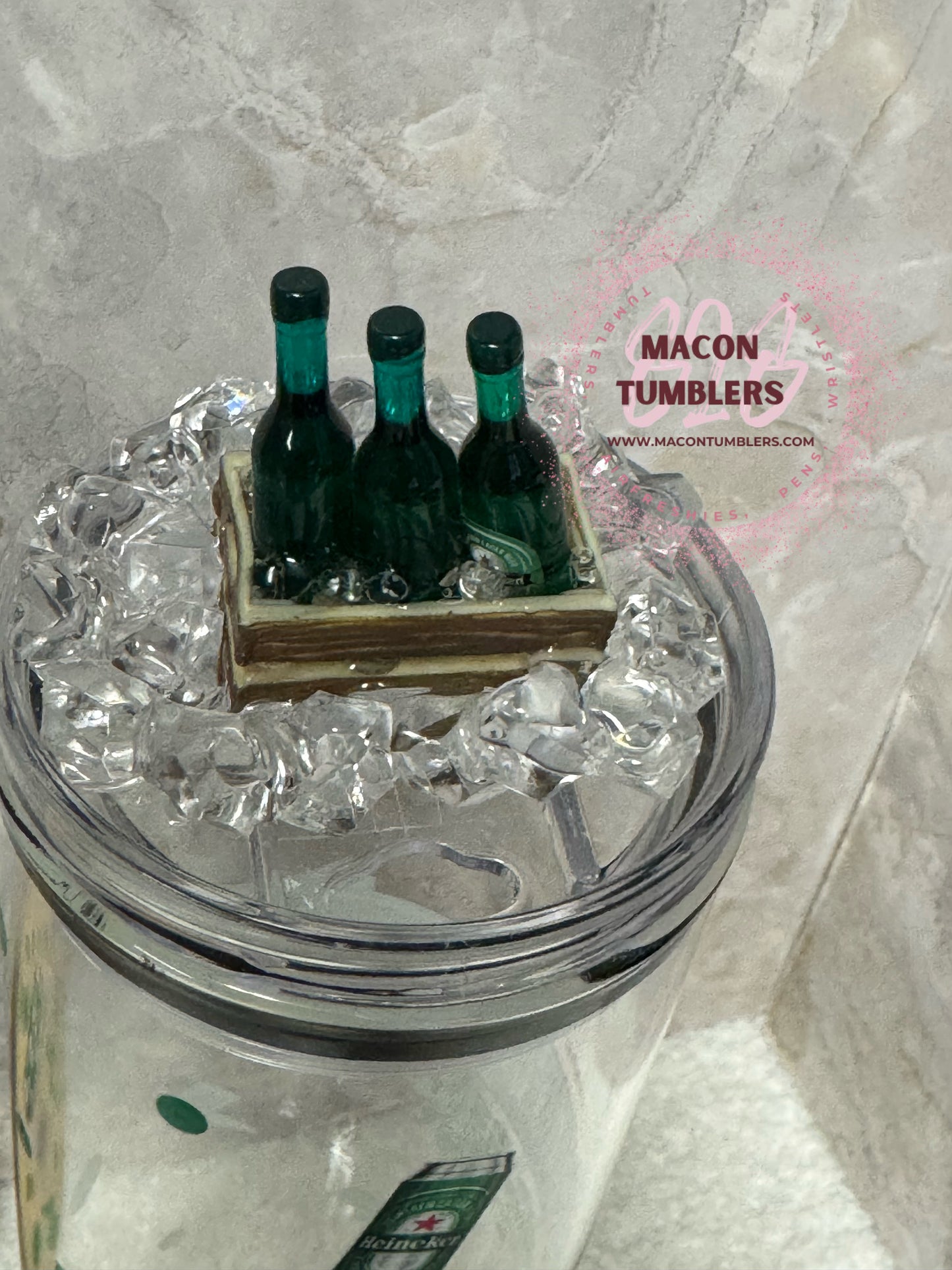 Heineken-Inspired 20oz Glass Tumbler with 3D Bottle Topper + Extra Bamboo Lid