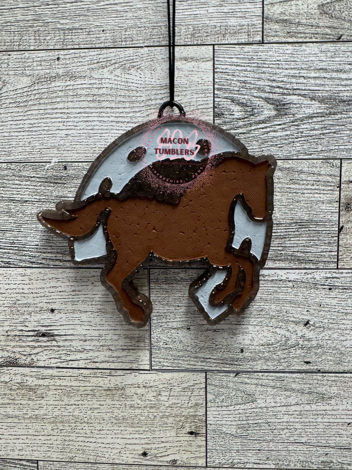Horse w/Horseshoe Freshie