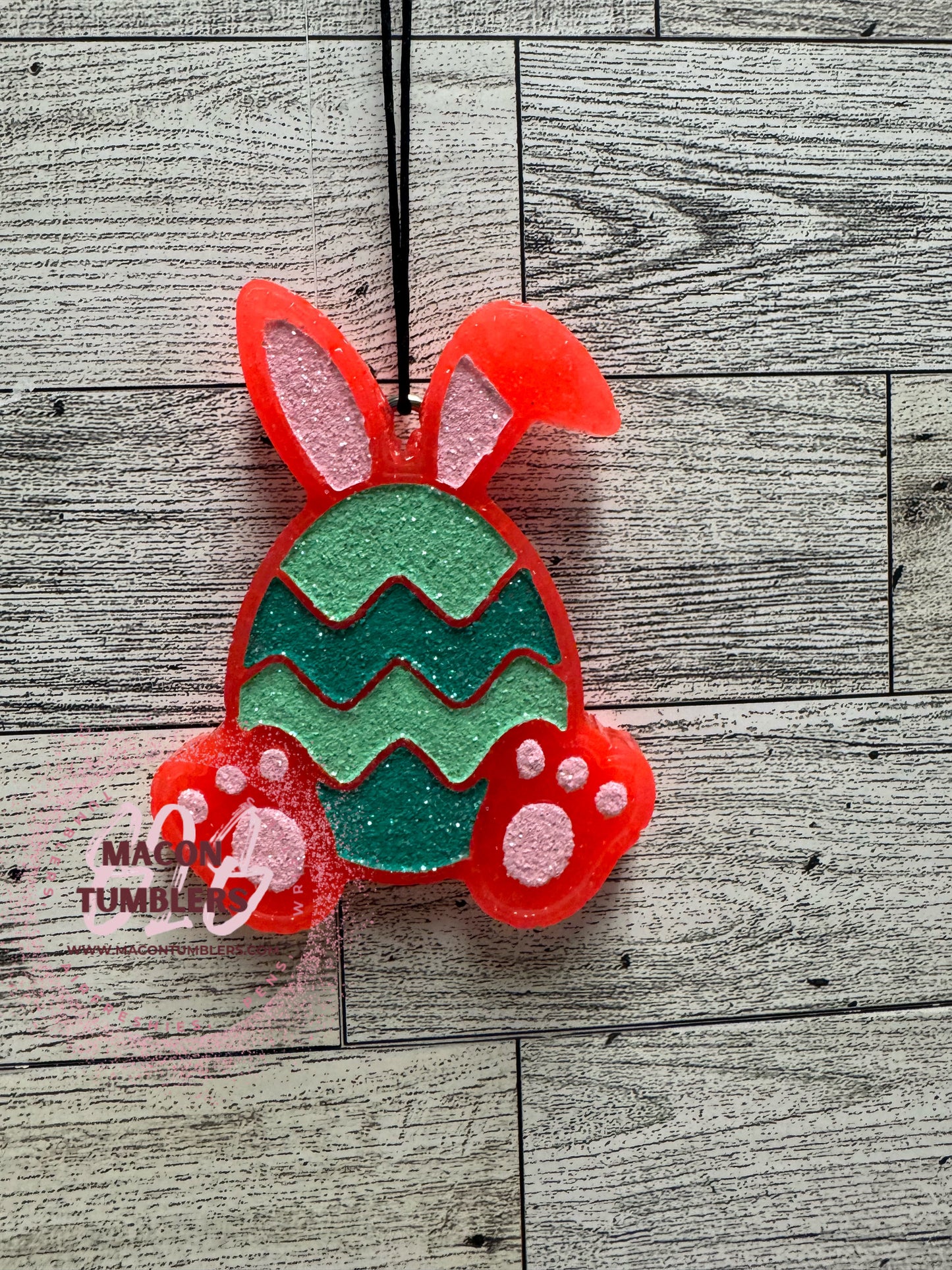 Bunny w/Egg Freshie