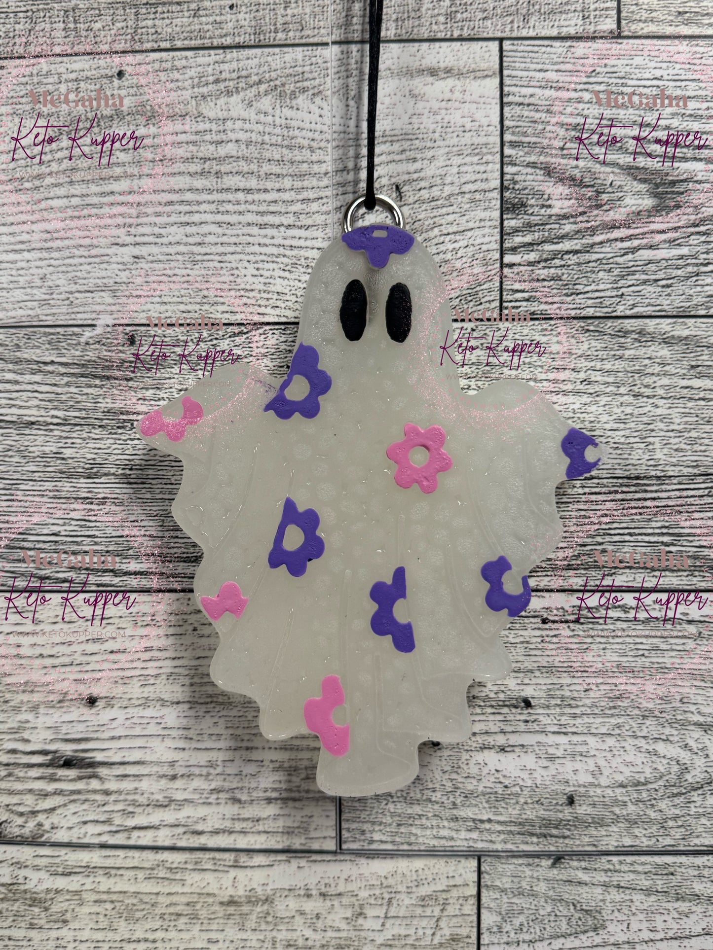 Ghost with Flowers Freshie