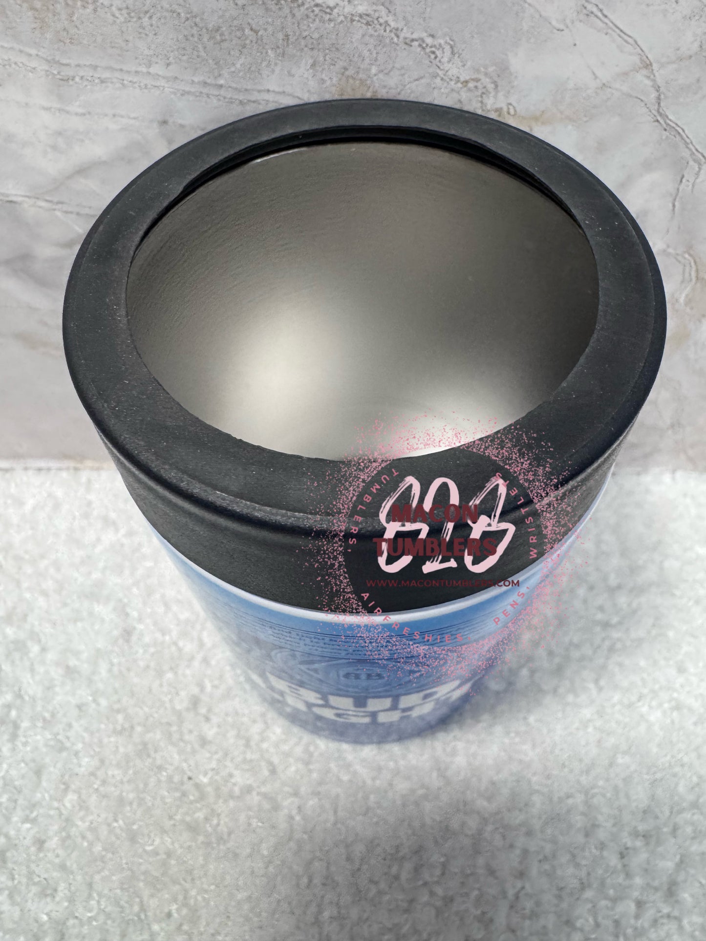 20 oz Blue Chill Can Cooler Tumbler | Double-Wall Insulated Drink Holder
