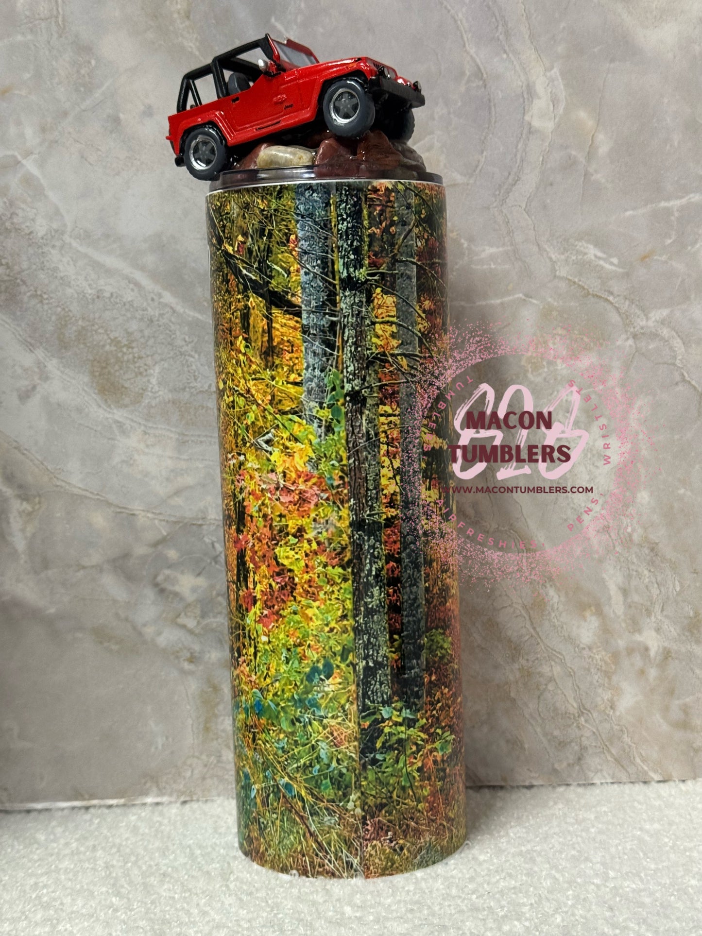 Off-Road Jeep Forest Tumbler with 3D Rock Crawler Topper
