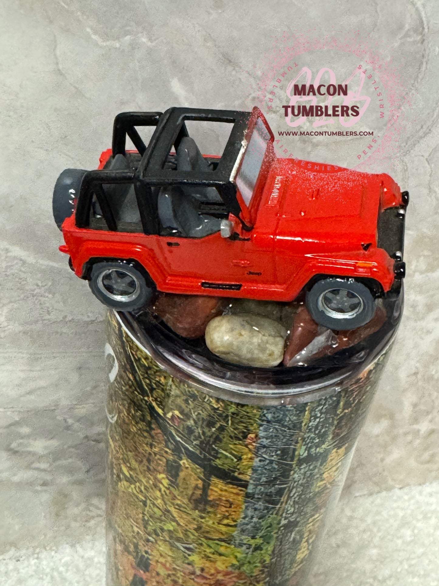Off-Road Jeep Forest Tumbler with 3D Rock Crawler Topper