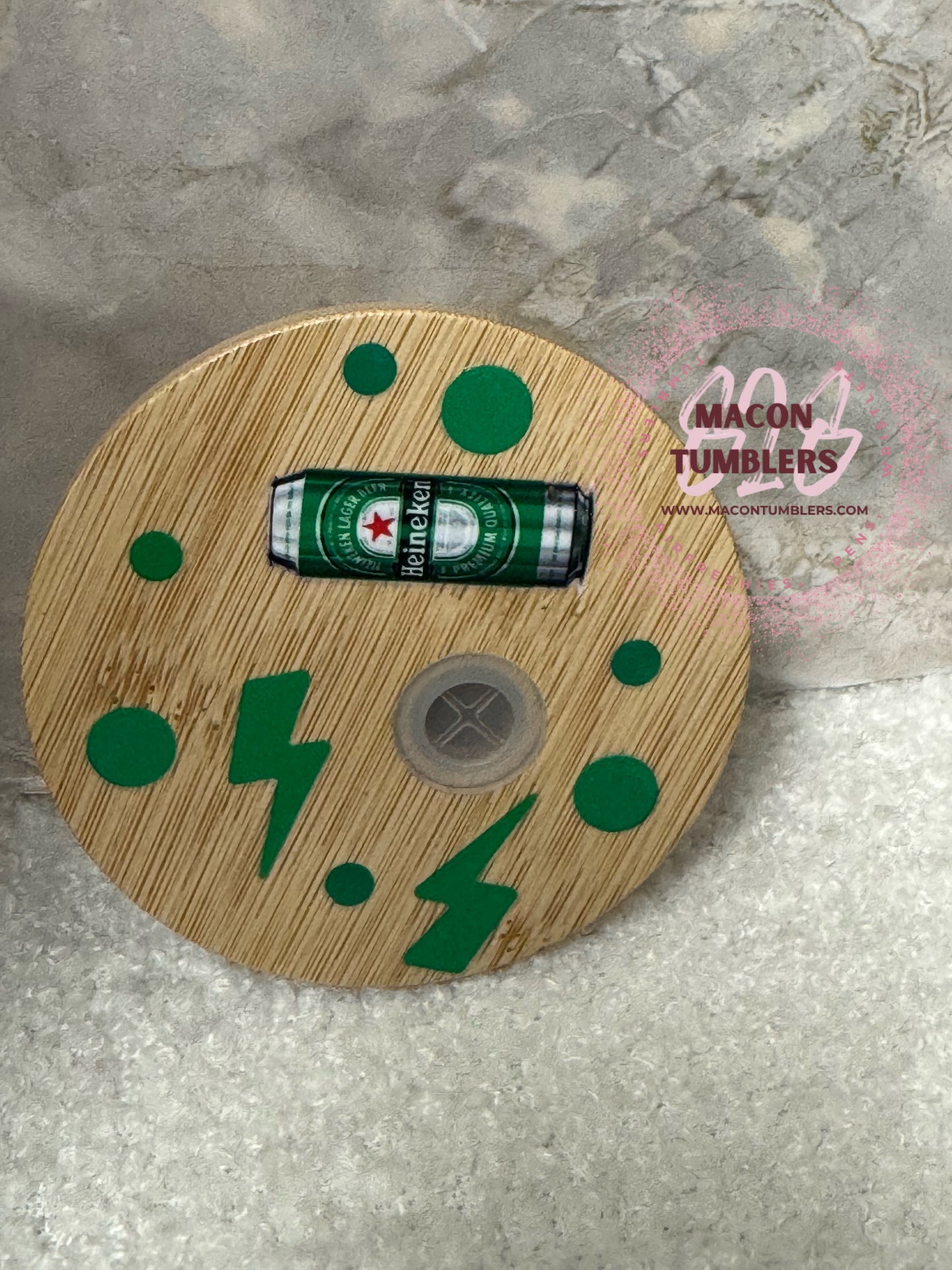 Heineken-Inspired 20oz Glass Tumbler with 3D Bottle Topper + Extra Bamboo Lid