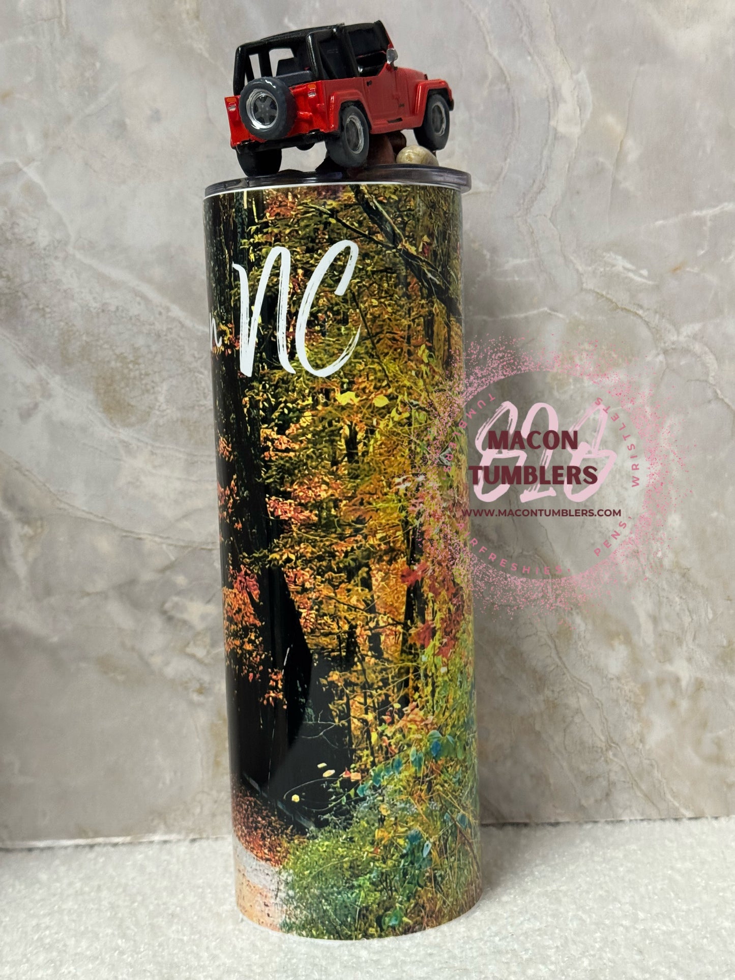 Off-Road Jeep Forest Tumbler with 3D Rock Crawler Topper